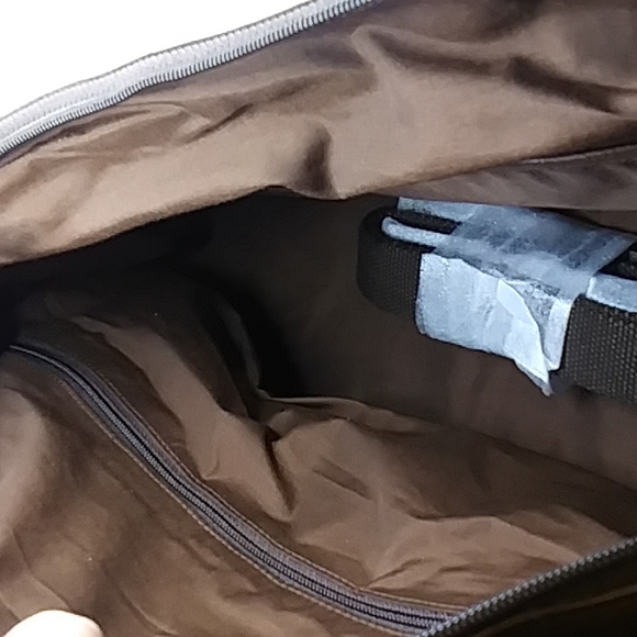 ESTALON Leather Duffle bag - Picture 5 of 7